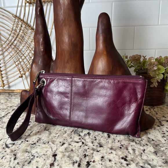 HOBO Handbags - Vintage HOBO Vida Wristlet